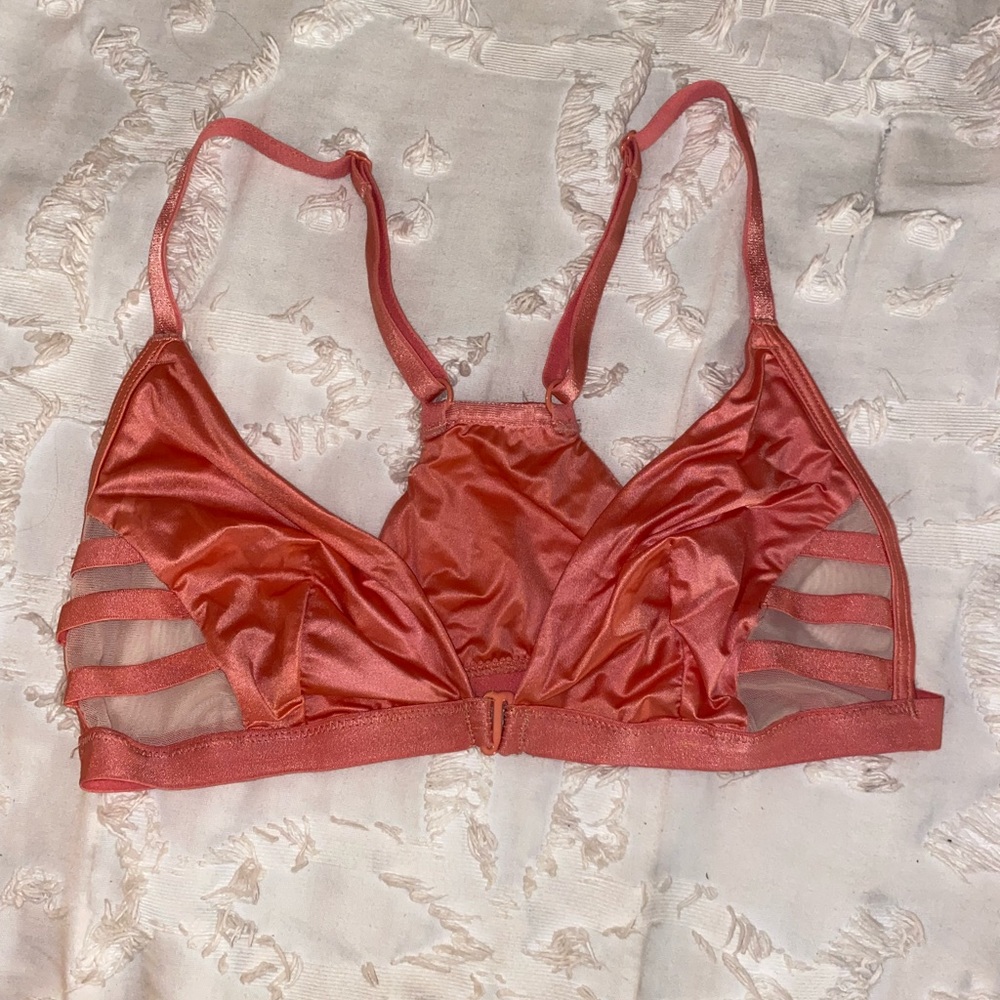 Victoria’s Secret Salmon Unlined Bralette